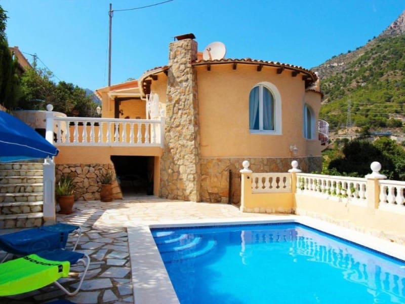 3 soveværelse Villa til salg i Calpe / Calp med swimmingpool - € 460.000 (Ref: 10078124)