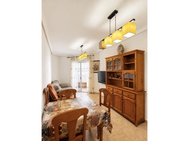 3 quarto Apartamento para venda em Avenida Habaneras - Curva de Palangre, Torrevieja com piscina - 150 000 € (Ref: 10078125)