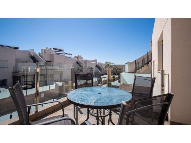 3 chambre Appartement à vendre à Torrevieja avec piscine - 275 000 € (Ref: 10078139)