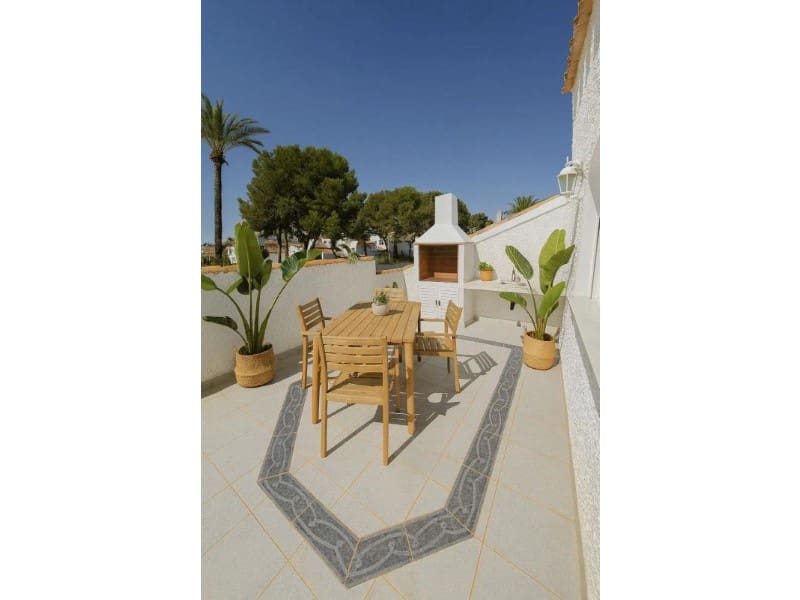 3 sovrum Semi-fristående Villa till salu i Orihuela - 246 900 € (Ref: 10078144)