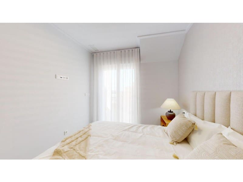 3 quarto Apartamento para venda em Pilar de la Horadada com piscina - 329 000 € (Ref: 10081039)