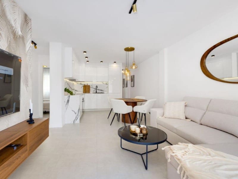 3 slaapkamer Appartement te koop in Torrevieja - € 325.000 (Ref: 10090743)