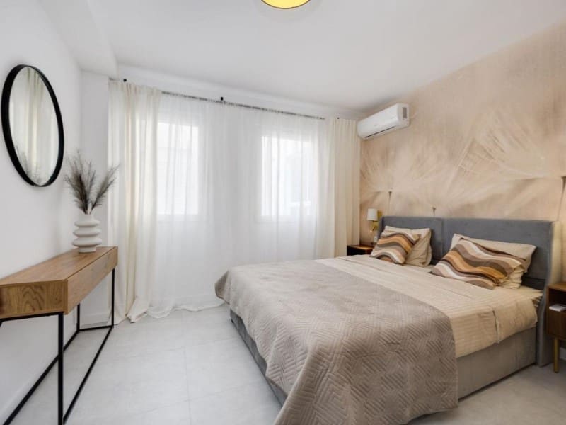 3 slaapkamer Appartement te koop in Torrevieja - € 325.000 (Ref: 10090743)