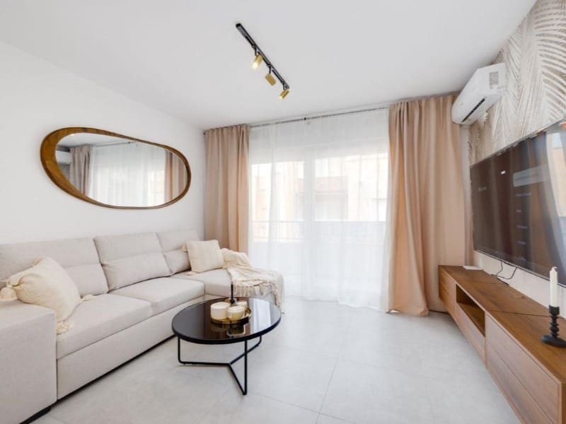 3 slaapkamer Appartement te koop in Torrevieja - € 325.000 (Ref: 10090743)