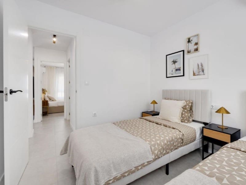 3 slaapkamer Appartement te koop in Torrevieja - € 325.000 (Ref: 10090743)