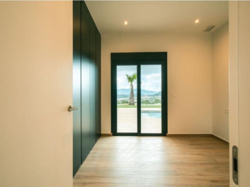 3 soveværelse Villa til salg i Pinoso med swimmingpool - € 365.000 (Ref: 10091167)