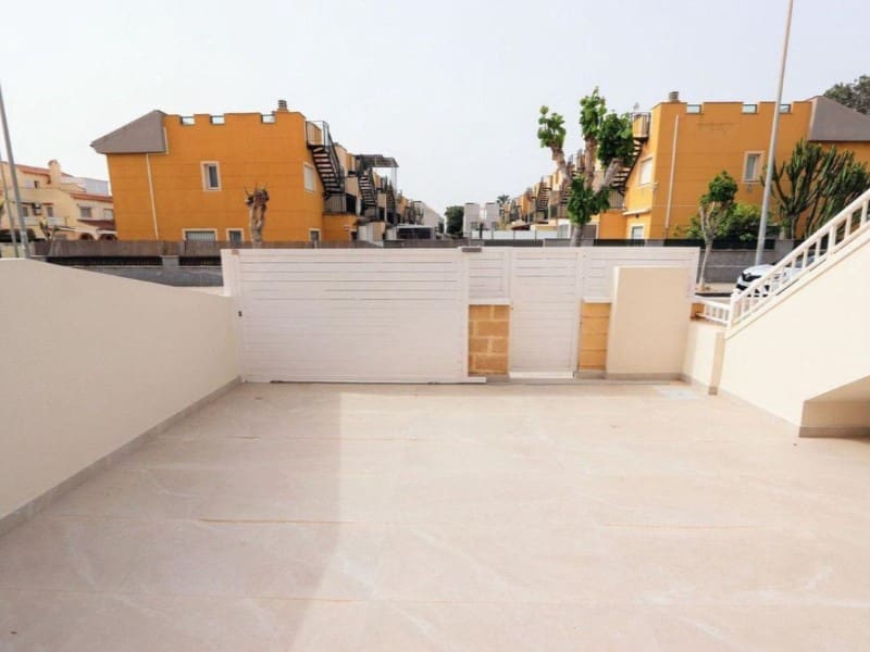 2 slaapkamer Appartement te koop in Pilar de la Horadada met zwembad - € 225.000 (Ref: 10094452)