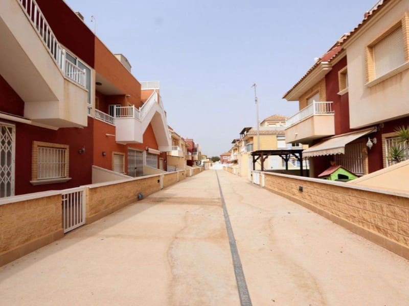 2 slaapkamer Appartement te koop in Pilar de la Horadada met zwembad - € 225.000 (Ref: 10094452)
