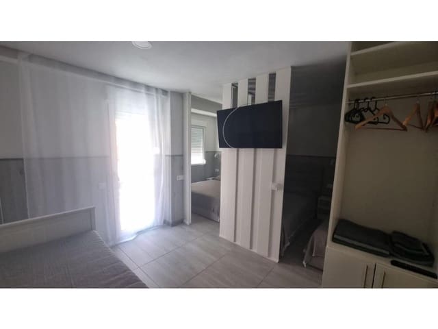 3 makuuhuone Huoneisto myytävänä paikassa Playa de los Locos, Torrevieja - 208 000 € (Ref: 10094454)