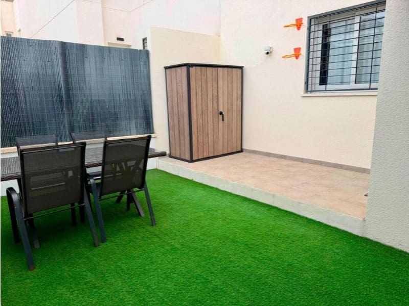 2 chambre Appartement à vendre à Torrevieja avec piscine - 249 000 € (Ref: 10094456)
