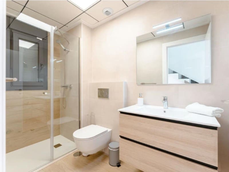 3 soveværelse Semi-Rækkehus til salg i Pilar de la Horadada med swimmingpool - € 425.000 (Ref: 10111758)