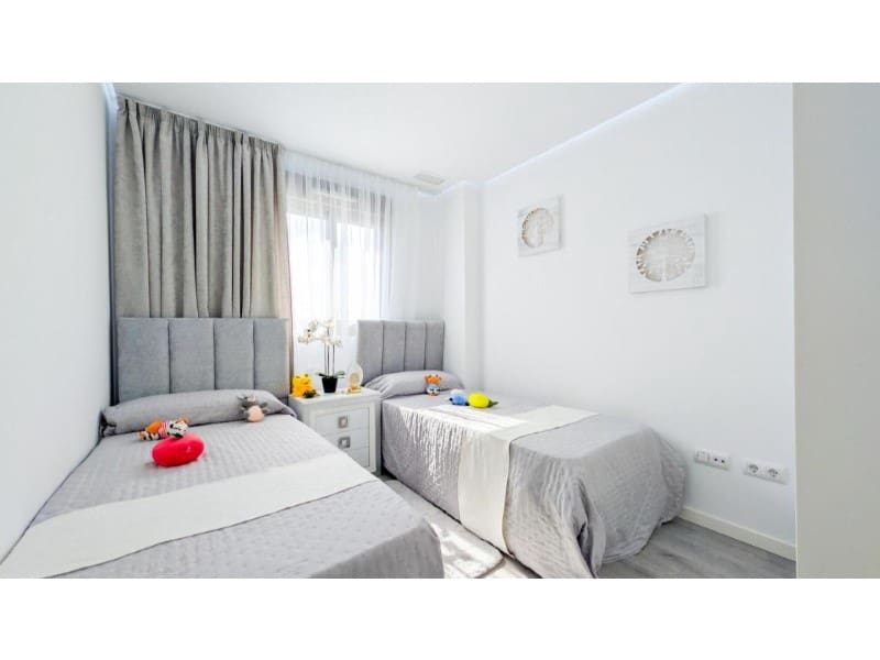 2 chambre Appartement à vendre à Orihuela avec piscine - 319 800 € (Ref: 10124404)