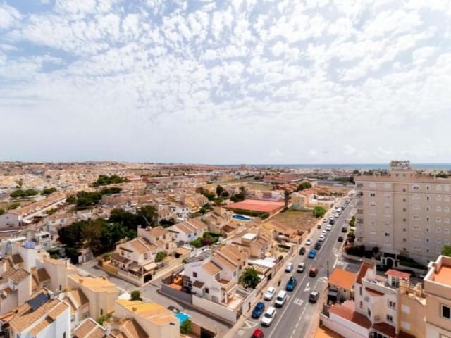 Lejlighed til salg i Nueva Torrevieja, Torrevieja med swimmingpool - € 244.000 (Ref: 10124407)
