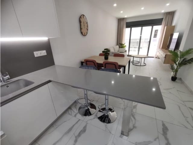 Lejlighed til salg i Antonio Machado, Torrevieja med swimmingpool - € 299.900 (Ref: 10124409)