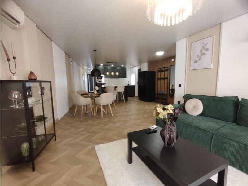 Apartament na sprzedaż w Torrevieja - 260 000 € (Ref: 10124410)