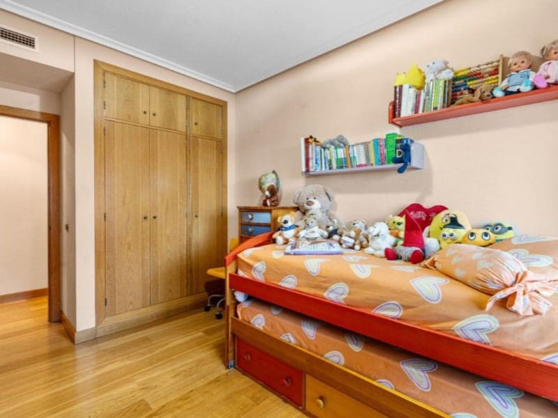 4 sypialnia Apartament na sprzedaż w Playa de San Juan z basenem garażem - 795 000 € (Ref: 10124428)