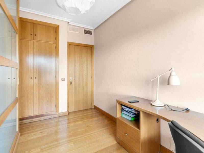 4 sypialnia Apartament na sprzedaż w Playa de San Juan z basenem garażem - 795 000 € (Ref: 10124428)