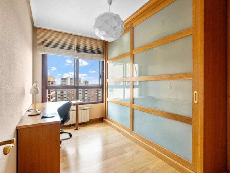 4 sypialnia Apartament na sprzedaż w Playa de San Juan z basenem garażem - 795 000 € (Ref: 10124428)