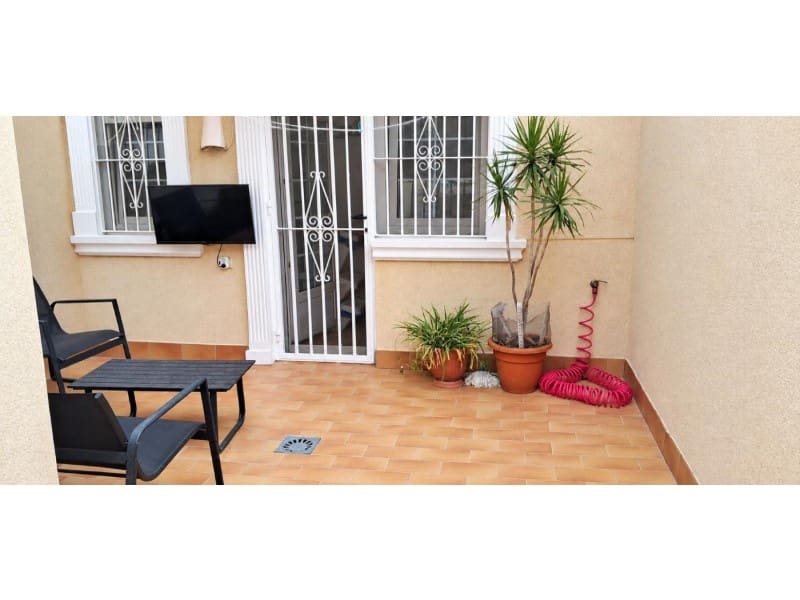 4 soveværelse Villa til salg i Almoradi med swimmingpool garage - € 230.000 (Ref: 10124431)
