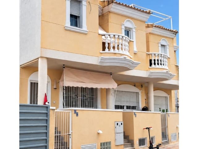 4 soveværelse Villa til salg i Almoradí med swimmingpool garage - € 230.000 (Ref: 10124431)