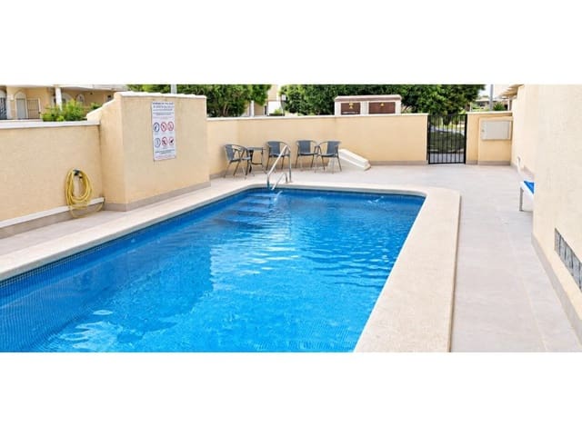4 soveværelse Villa til salg i Almoradí med swimmingpool garage - € 230.000 (Ref: 10124431)