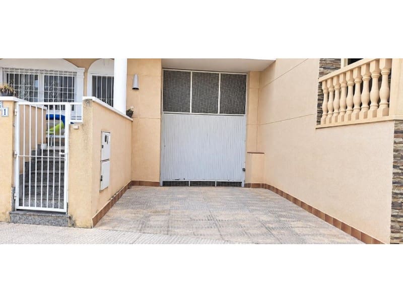4 soveværelse Villa til salg i Almoradi med swimmingpool garage - € 230.000 (Ref: 10124431)