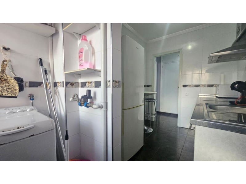 1 bedroom Apartment for sale in Alicante / Alacant city - € 219,000 (Ref: 10124432)