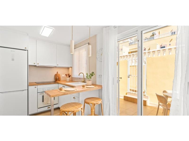 2 makuuhuone Paritalo myytävänä paikassa Orihuela mukana uima-altaan - 229 800 € (Ref: 10132707)