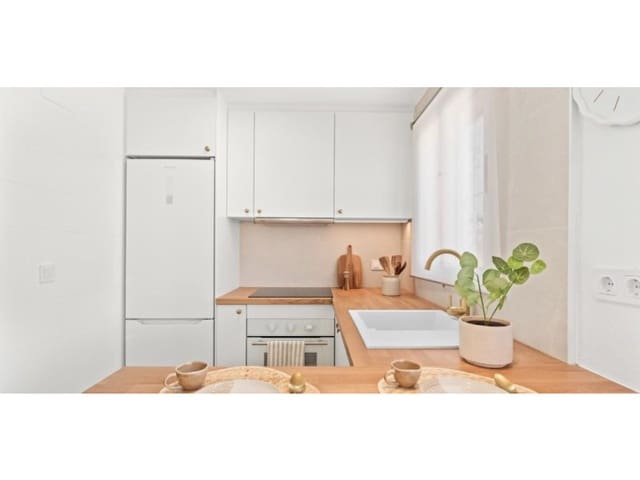 2 makuuhuone Paritalo myytävänä paikassa Orihuela ciudad, Orihuela mukana uima-altaan - 229 800 € (Ref: 10132707)