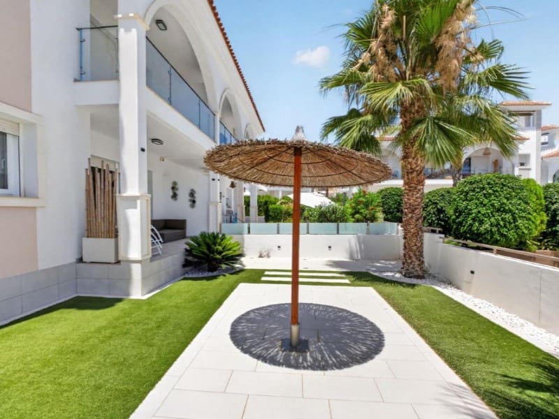 2 soveværelse Lejlighed til salg i Rojales med swimmingpool garage - € 329.900 (Ref: 10132712)