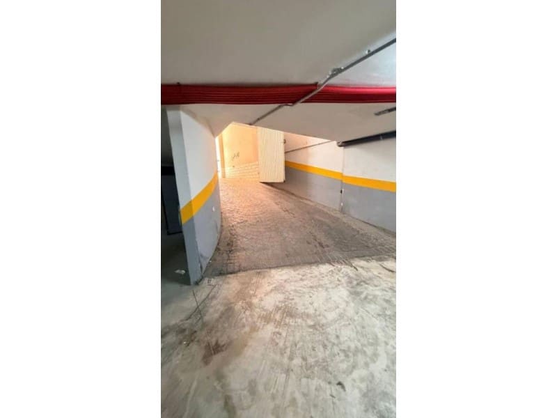 Appartement à vendre à Torrevieja avec garage - 174 990 € (Ref: 10148704)