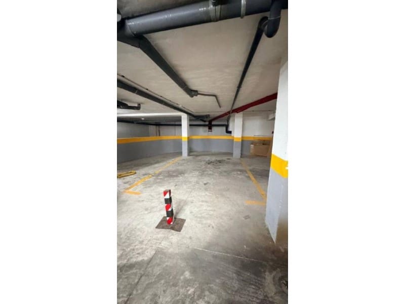 Appartement à vendre à Torrevieja avec garage - 174 990 € (Ref: 10148704)