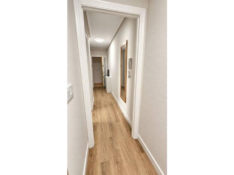 Appartement à vendre à Torrevieja avec garage - 174 990 € (Ref: 10148704)