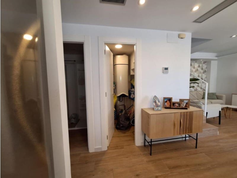 Chalet de 3 habitaciones en Aguas Nuevas en venta con piscina garaje - 423.000 € (Ref: 10148710)