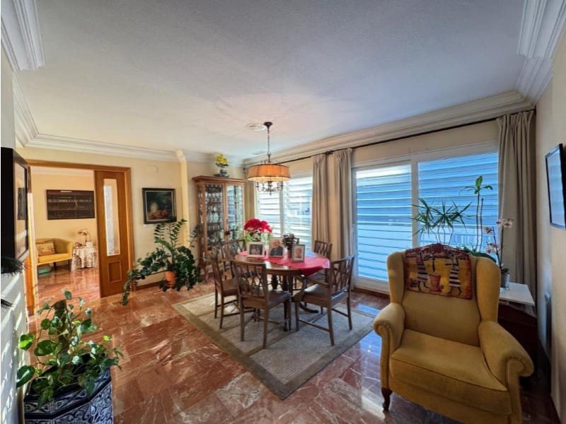 4 chambre Appartement à vendre à Torrevieja avec garage - 380 000 € (Ref: 10148718)