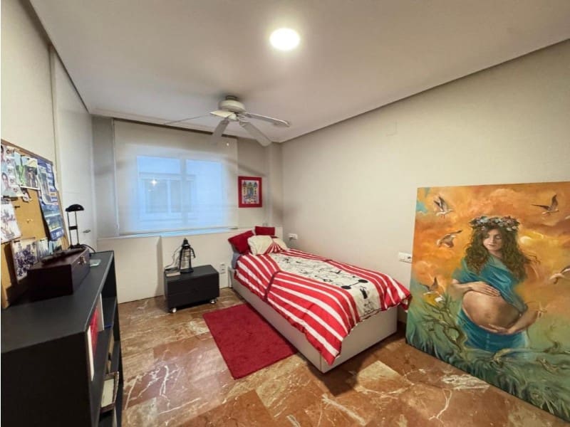 4 chambre Appartement à vendre à Torrevieja avec garage - 380 000 € (Ref: 10148718)