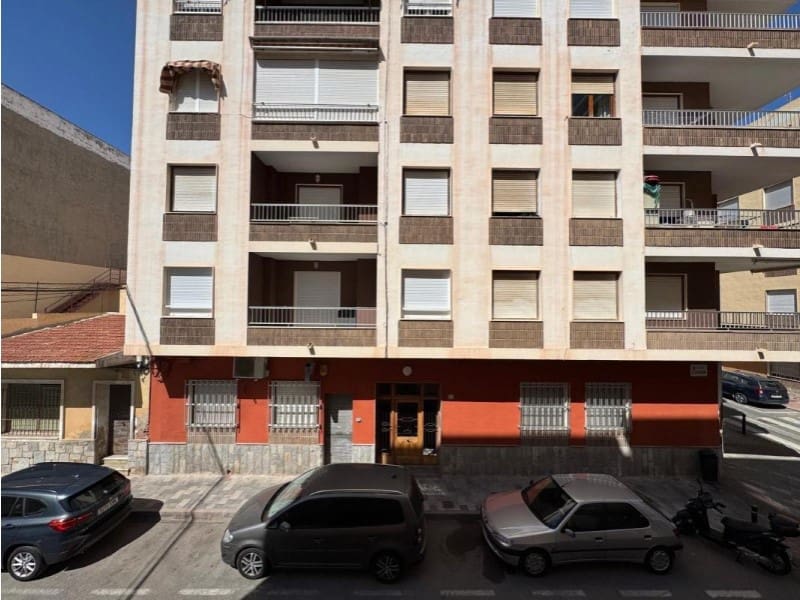 3 quarto Apartamento para venda em Torrevieja - 295 000 € (Ref: 10148720)