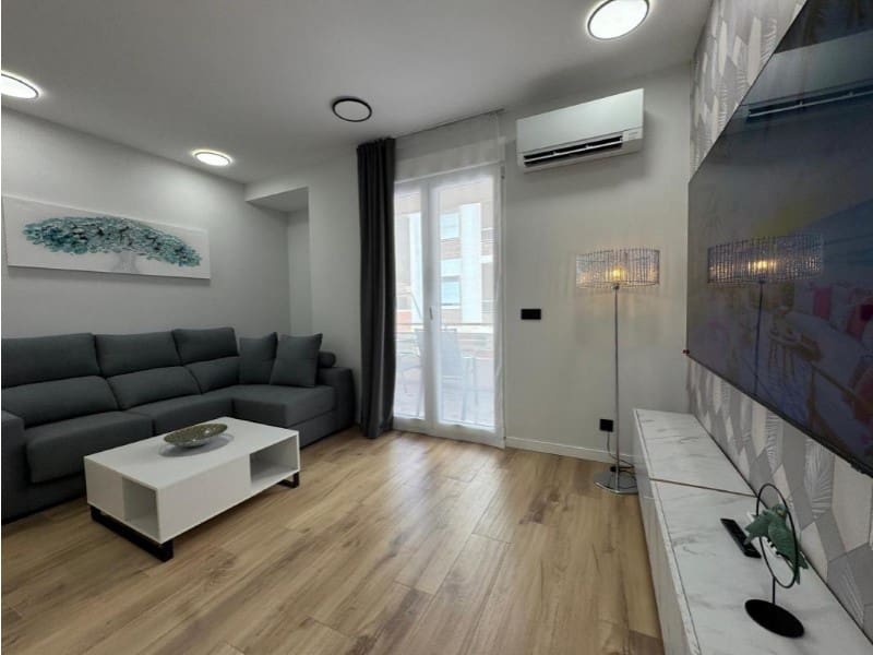 3 quarto Apartamento para venda em Torrevieja - 295 000 € (Ref: 10148720)