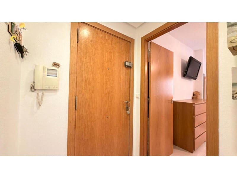 1 sypialnia Apartament na sprzedaż w Torrevieja - 169 000 € (Ref: 10148735)