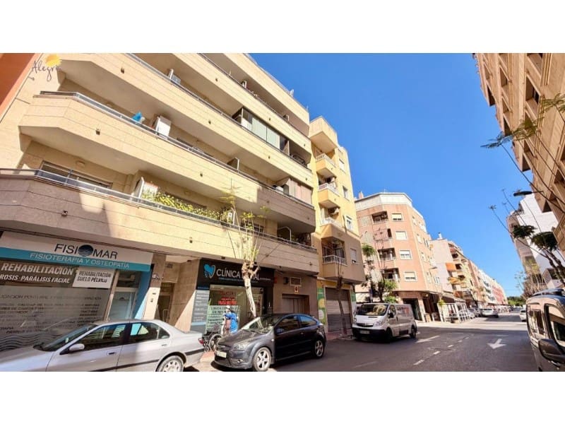 1 sypialnia Apartament na sprzedaż w Torrevieja - 169 000 € (Ref: 10148735)