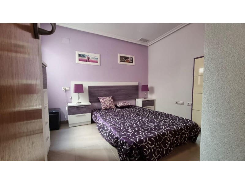 2 Zimmer Apartment zu verkaufen in Torrevieja mit Garage - 144.000 € (Ref: 10148741)