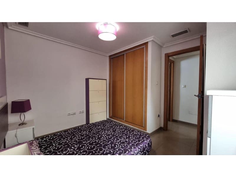 2 Zimmer Apartment zu verkaufen in Torrevieja mit Garage - 144.000 € (Ref: 10148741)