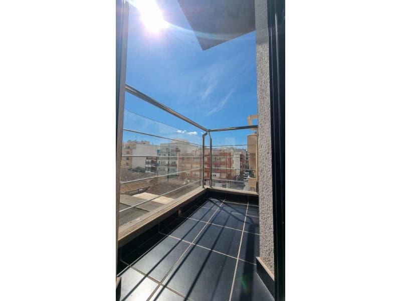 2 Zimmer Apartment zu verkaufen in Torrevieja mit Garage - 144.000 € (Ref: 10148741)