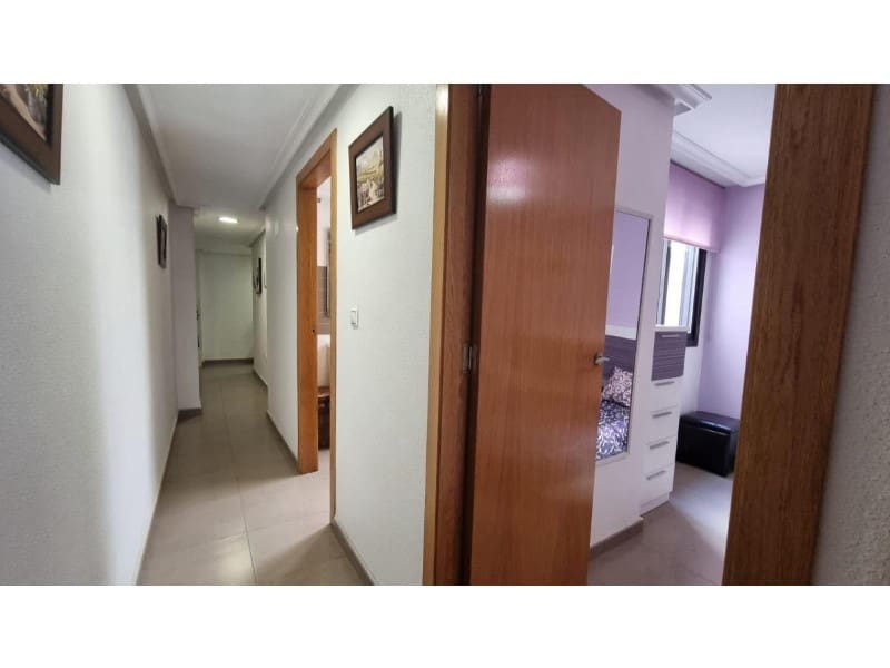 2 Zimmer Apartment zu verkaufen in Torrevieja mit Garage - 144.000 € (Ref: 10148741)