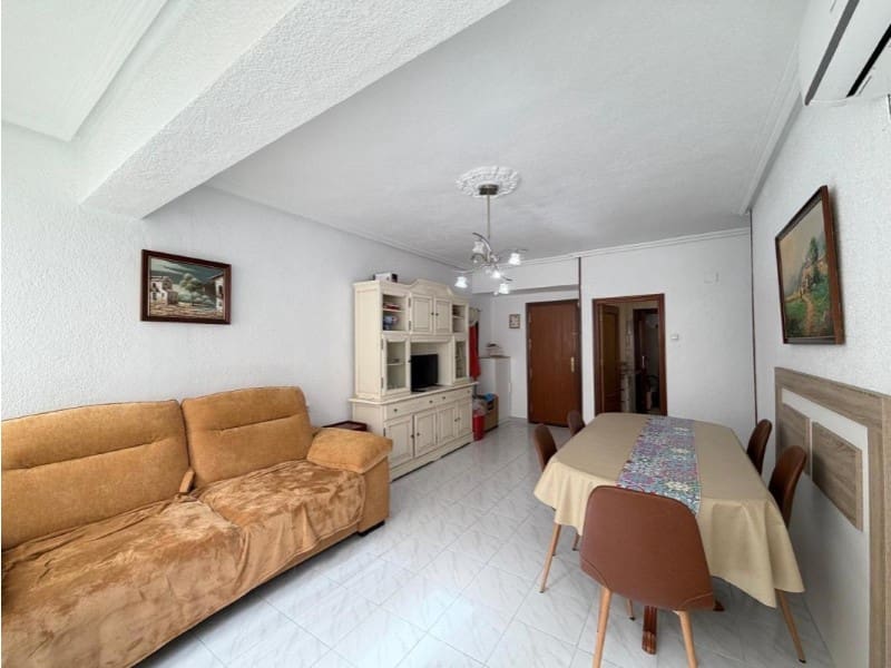 3 quarto Apartamento para venda em Torrevieja - 175 000 € (Ref: 10148742)