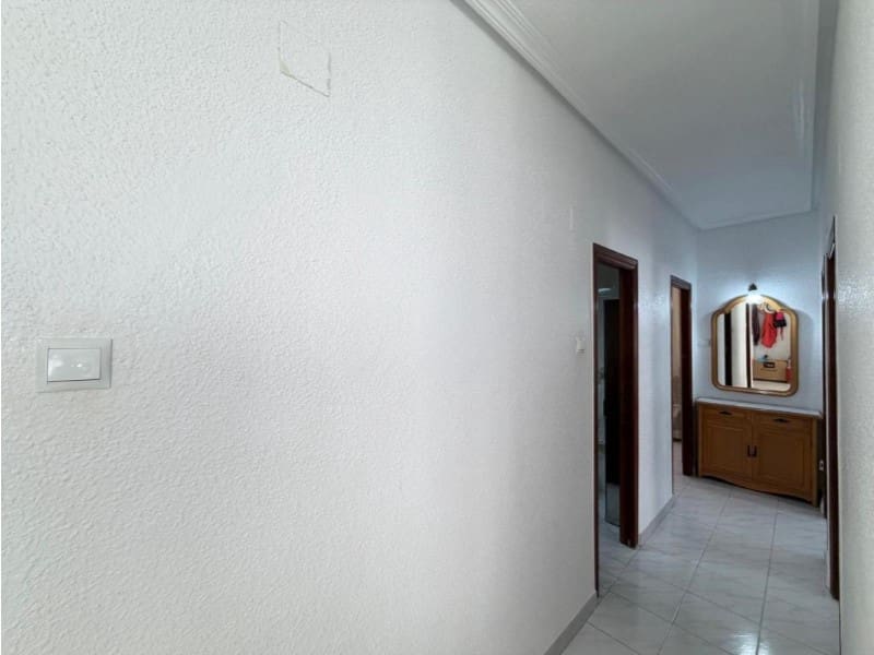 3 quarto Apartamento para venda em Torrevieja - 175 000 € (Ref: 10148742)