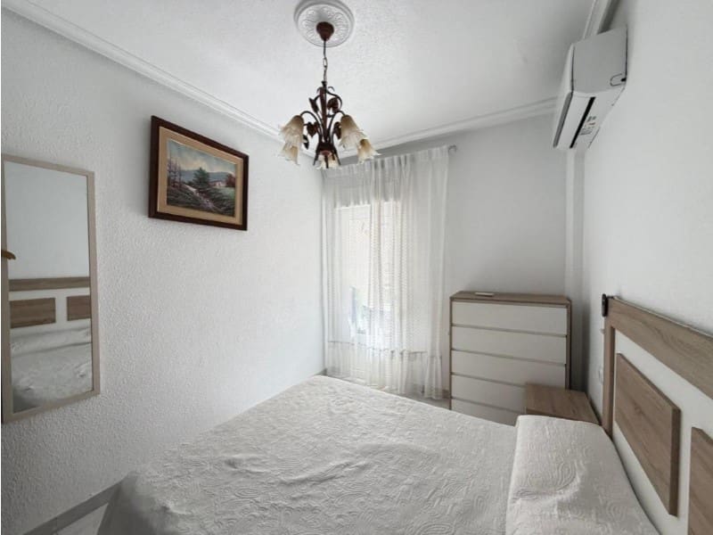 3 quarto Apartamento para venda em Torrevieja - 175 000 € (Ref: 10148742)