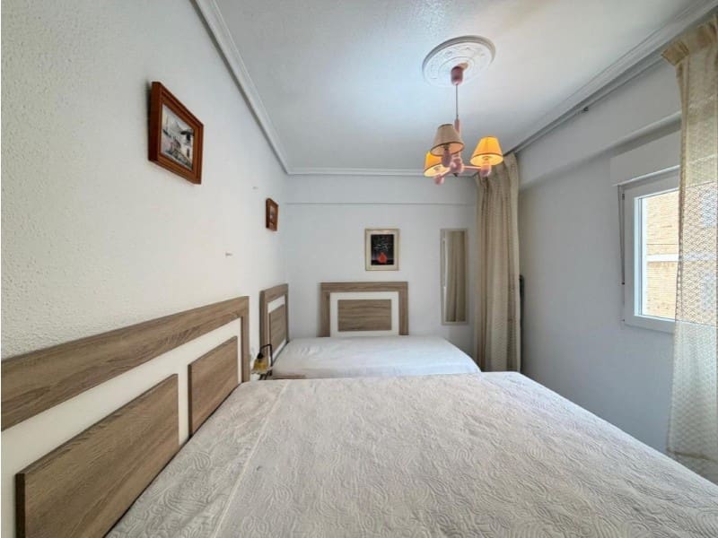 3 quarto Apartamento para venda em Torrevieja - 175 000 € (Ref: 10148742)