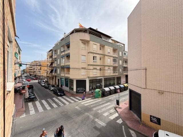 3 Zimmer Apartment zu verkaufen in Las Piscinas Naturales, Torrevieja - 175.000 € (Ref: 10148742)