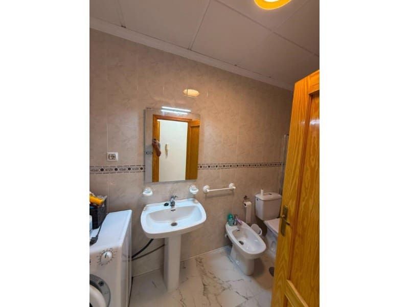 2 Zimmer Apartment zu verkaufen in Torrevieja - 147.000 € (Ref: 10148748)